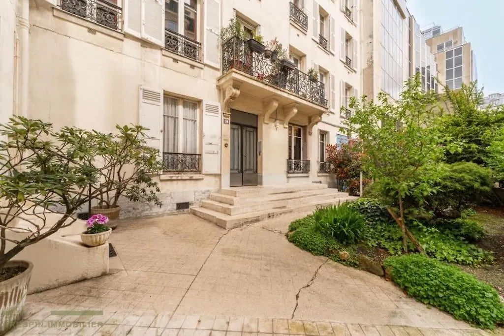 Apartment Appartement Cosy Batignolles Paris